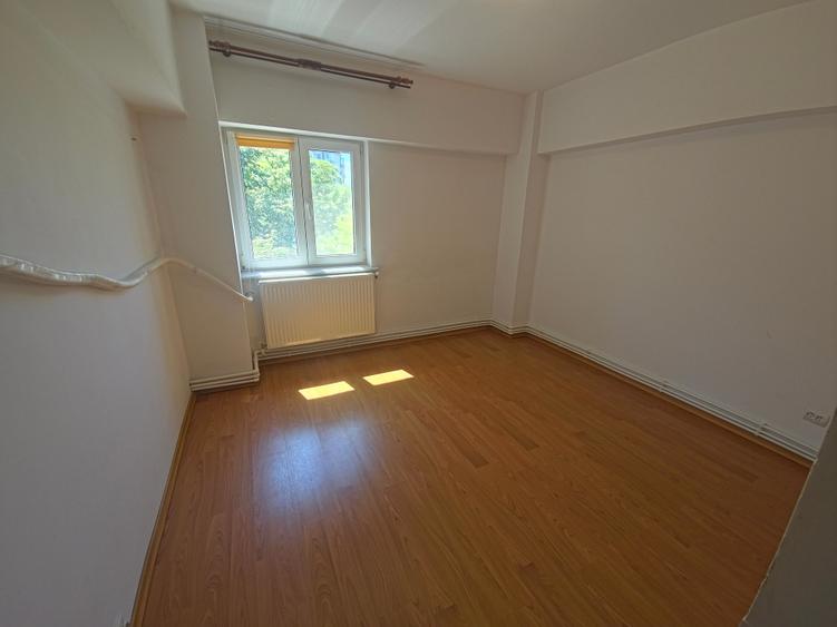 Apartament cu 2 camere decomandat în Tomis II