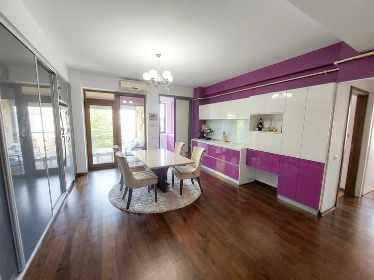 Apartament cu 2 camere decomandat, mobilat în Trocadero