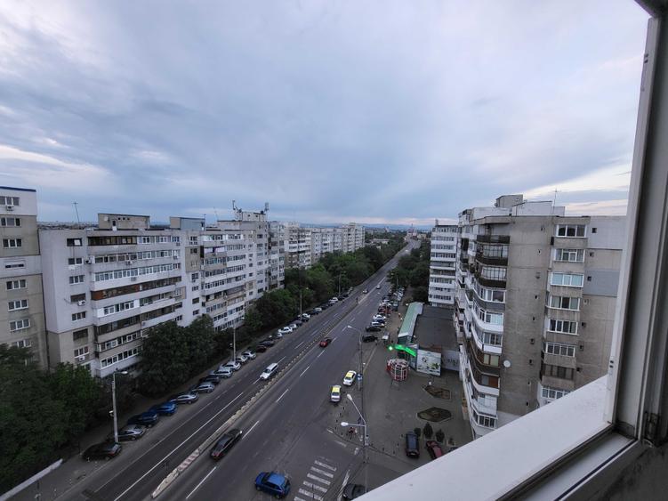 Vand apartament 2 camere Bariera Bucuresti, Value Center finisaje de lux - 3