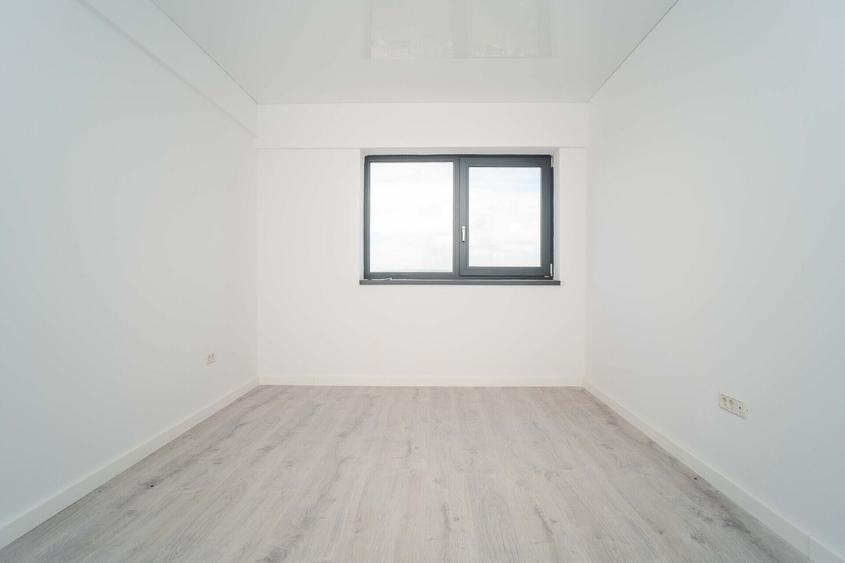 Apartament cu 2 camere decomandat în Nicolina