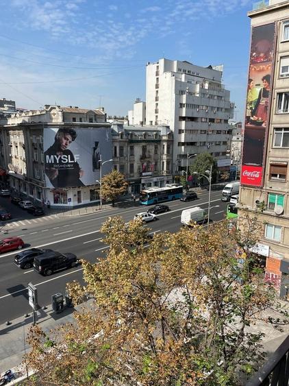 Apartament cu 2 camere decomandat, mobilat în Romană