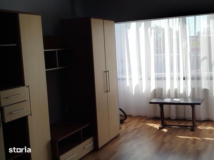 Inchiriez apartament cu o camera (zona Bucla) - 1