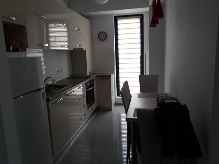 Apartament cu 2 camere decomandat în Borhanci