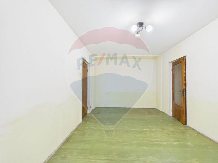 Apartament cu 2 camere semidecomandat, mobilat în Berceni