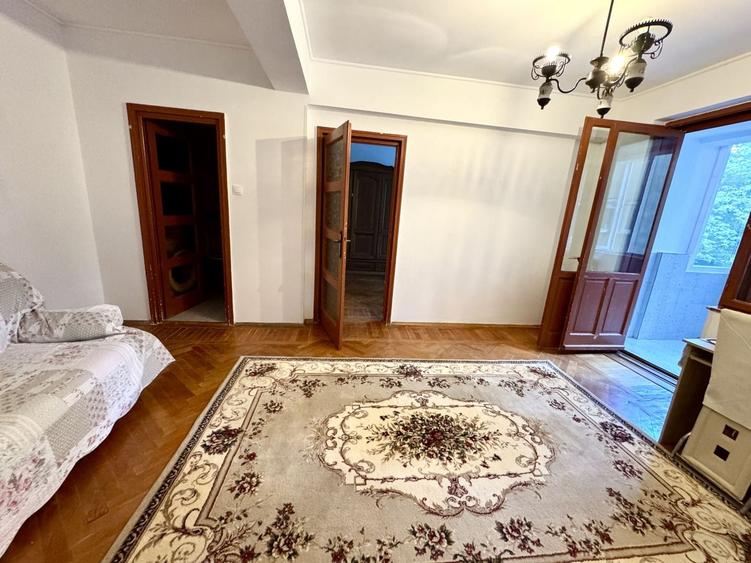 Apartament cu 2 camere semidecomandat în Romană