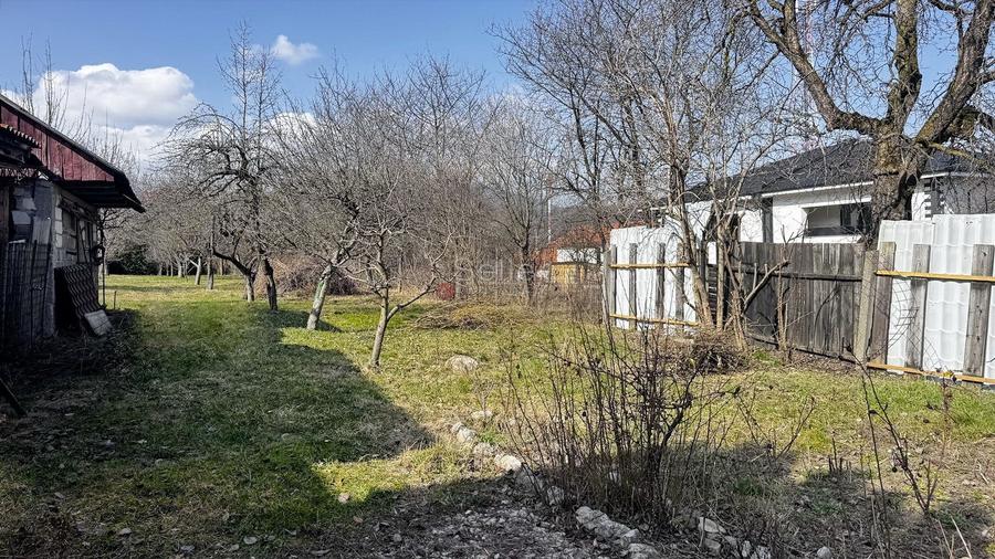 Casă individuală cu 3 camere cu Canalizare în Bunloc