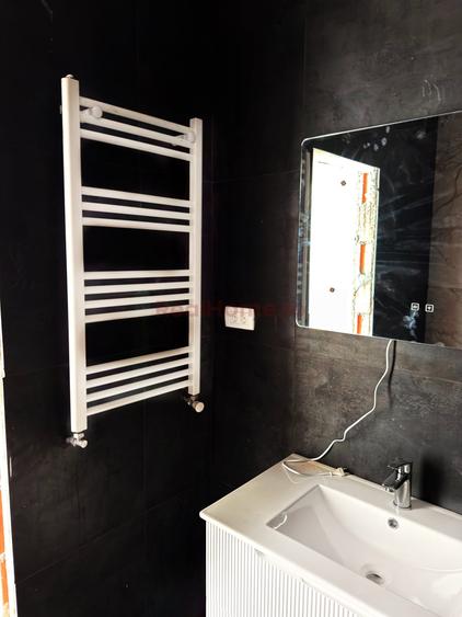 Apartament cu 2 camere decomandat în 1 Decembrie 1918