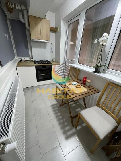 Apartament cu 2 camere semidecomandat, mobilat în Berceni