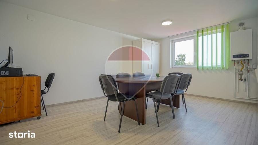 Spațiu comercial, de 370 mp, în Central