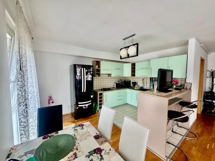 Apartament cu 2 camere semidecomandat în Central