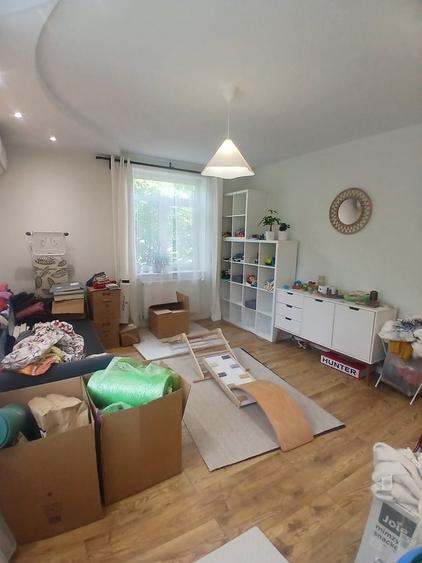 Apartament cu 3 camere decomandat în Eroii Revoluției