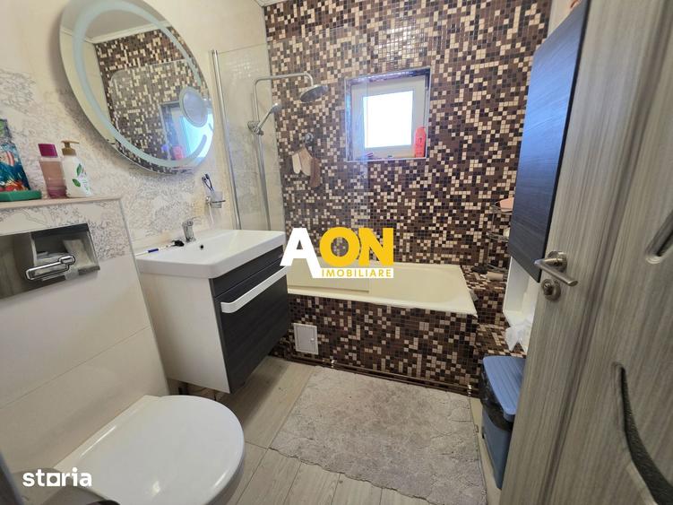 Apartament cu 3 camere decomandat în Cetate