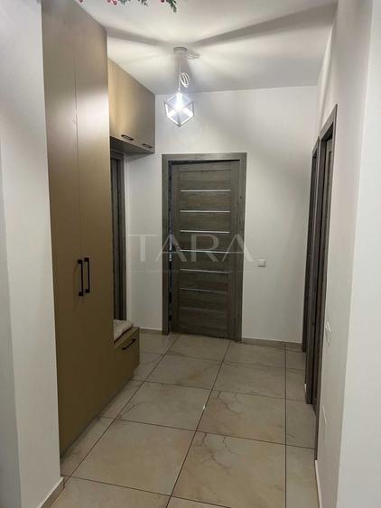 Apartament cu 3 camere semidecomandat, mobilat în Florești — fotografia 3