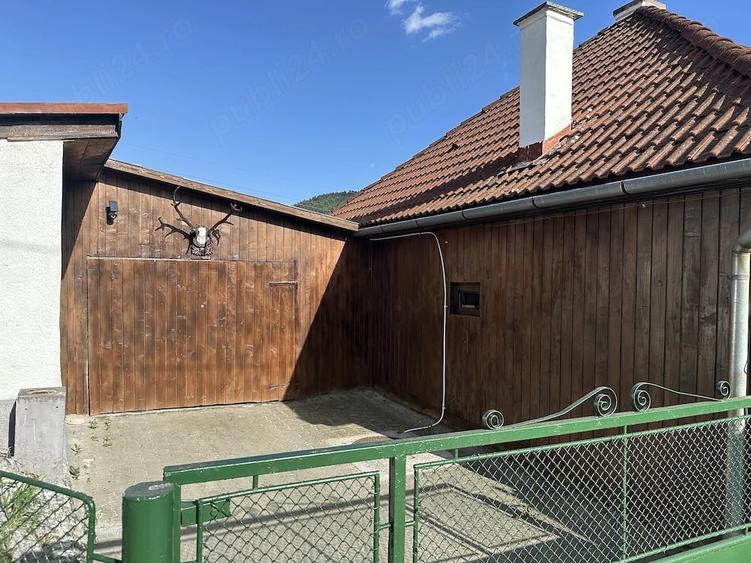 Casă cu Teren 500 Mp în Central