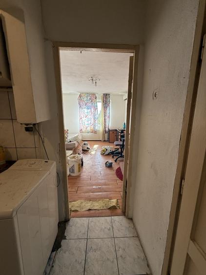 Garsonieră decomandată în Complex Studențesc
