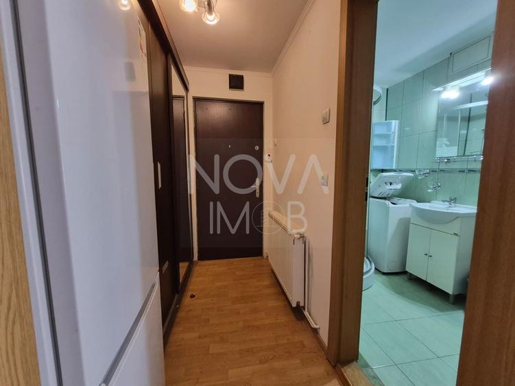 Apartament cu 2 camere decomandat, mobilat în Hipodrom 3