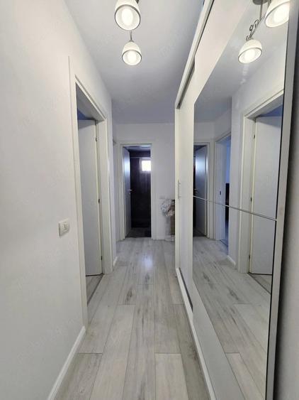 Apartament cu 3 camere decomandat în Pantelimon