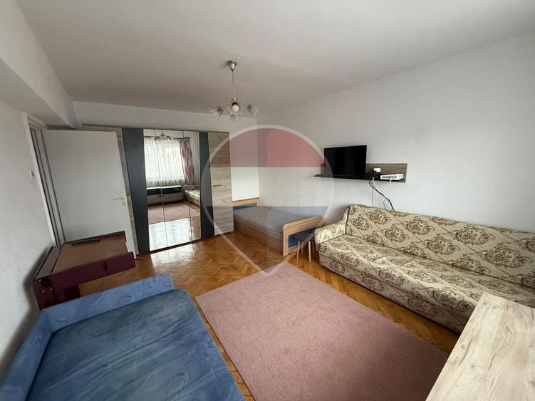 Apartament cu 2 camere decomandat, mobilat în Grigorescu