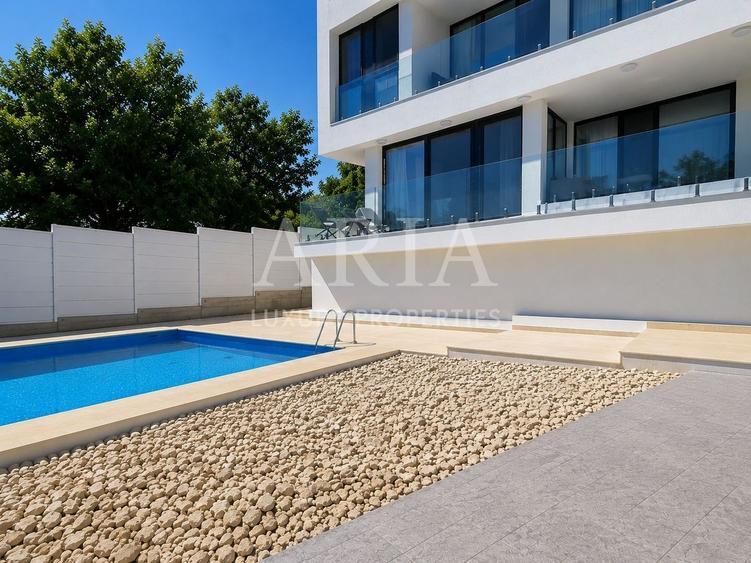 Casă individuală cu 6 camere cu Piscina în Snagov