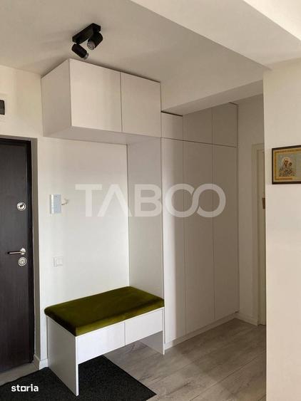 Apartament cu 3 camere decomandat în Florești