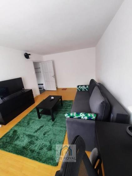 Apartament cu 2 camere decomandat în Aviației