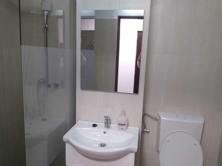 Garsonieră decomandată în Central