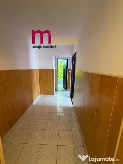 Apartament cu 3 camere decomandat în E3