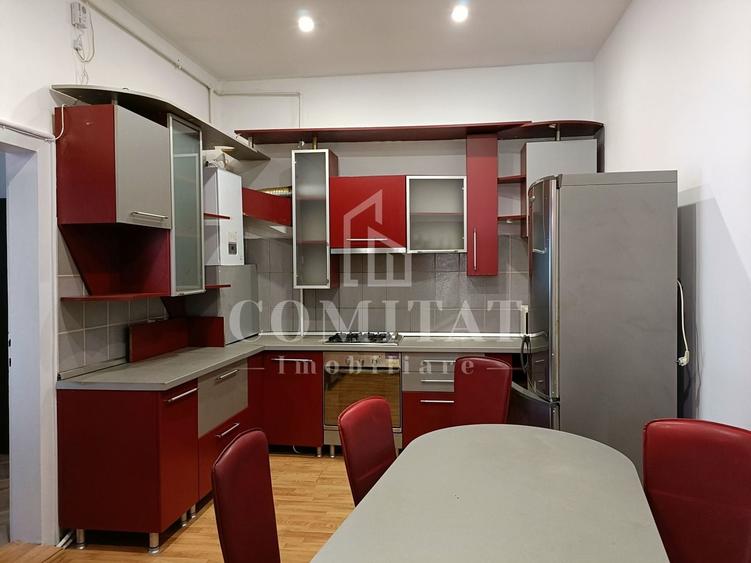 Casă individuală cu 4 camere cu Canalizare în Gruia