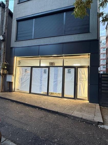 Spațiu comercial, de 135 mp, în Central