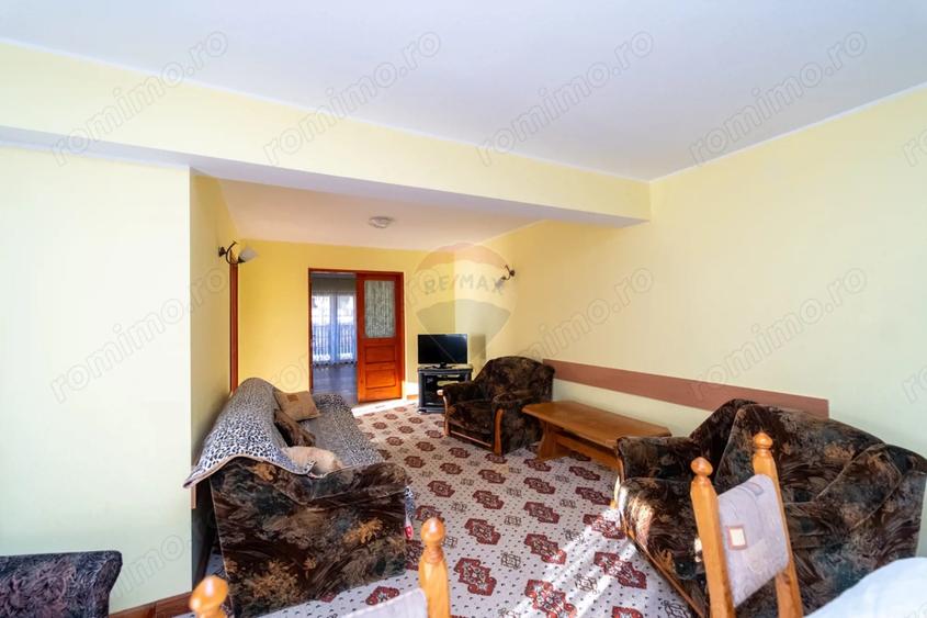 Casă cu 14 camere cu Teren 841 Mp în Cioplea