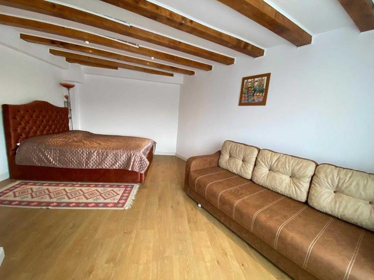 Apartament cu 2 camere semidecomandat în Tudor
