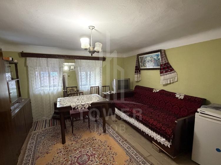Casă individuală cu 2 camere cu Canalizare în Central