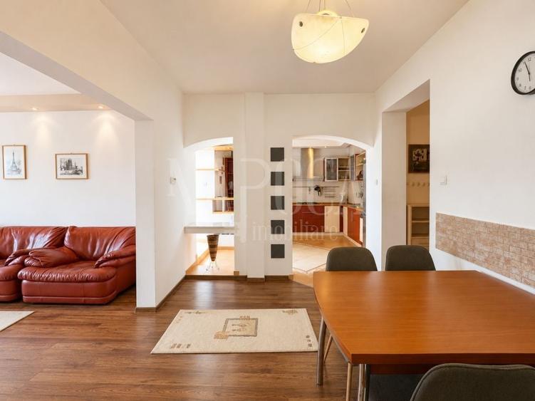 Apartament cu 4 camere semidecomandat în Zorilor