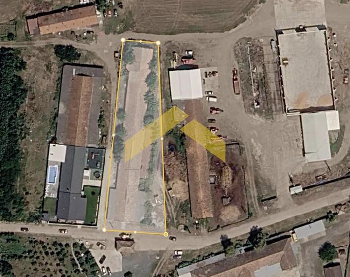 Spațiu industrial, de 750 mp, în Șofronea