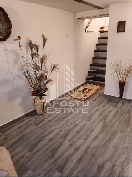 Casă individuală cu 4 camere cu Canalizare în Pârneava