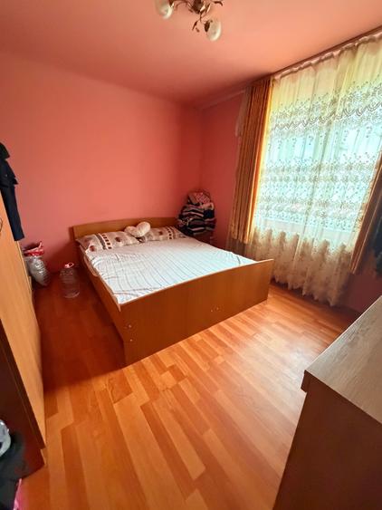 Vand Apartament Moldova Noua - 3
