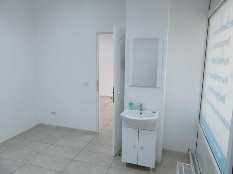 Spațiu comercial, de 74 mp, în Teiul Doamnei