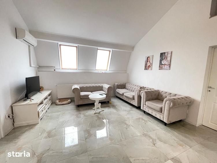 Apartament cu 4 camere decomandat în Rogerius
