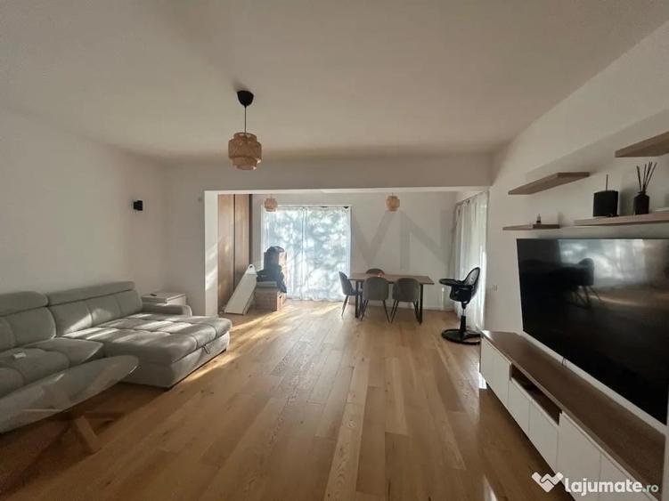 Apartament cu 3 camere decomandat în Băneasa