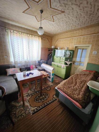 Duplex cu 4 camere cu Canalizare în Sud