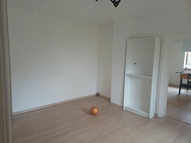 Casă cu 3 camere cu Teren 300 Mp în Elisabetin