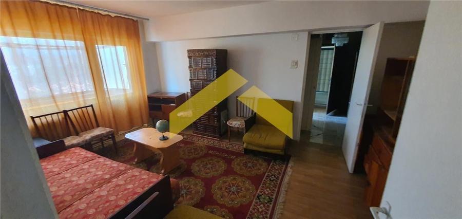 Apartament cu 2 camere semidecomandat în Central