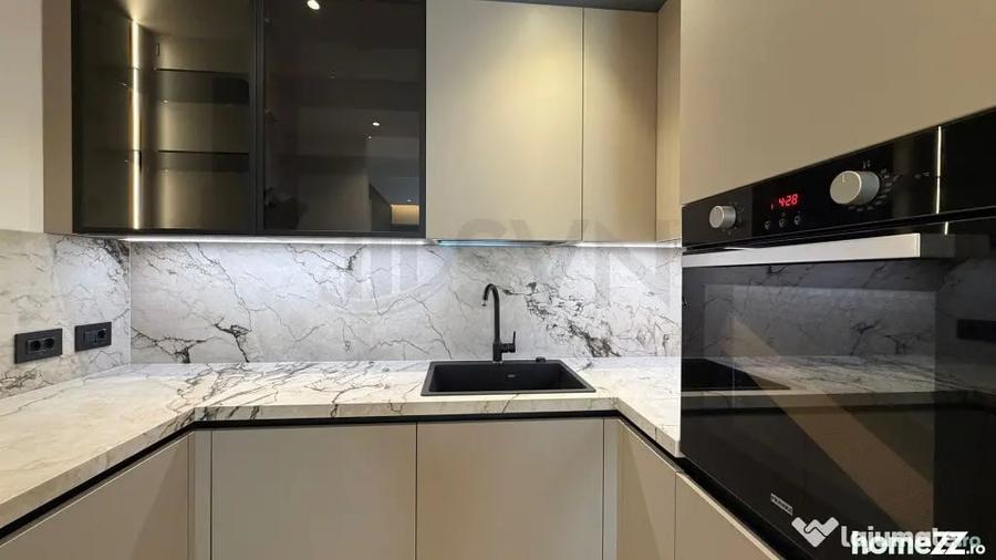 Apartament cu 3 camere semidecomandat în Floreasca