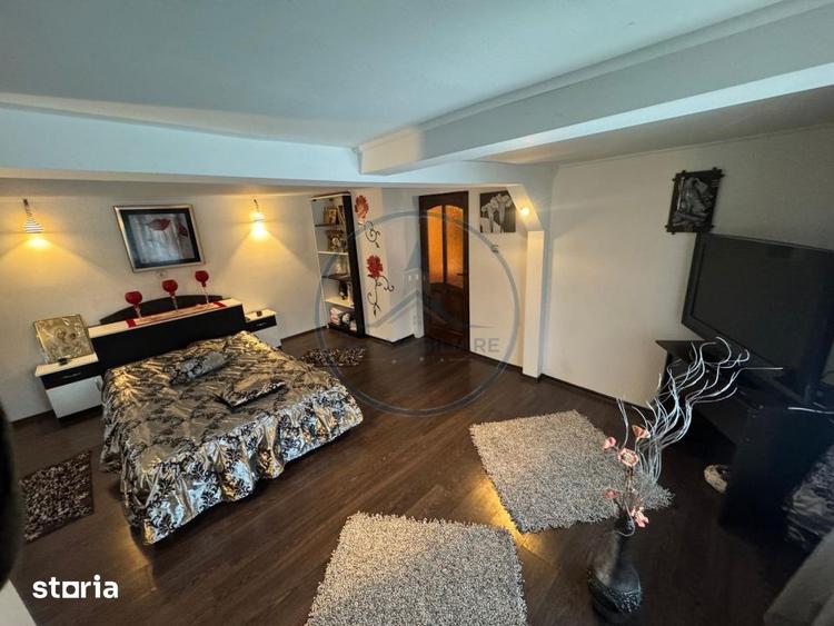 Casă cu 6 camere cu Teren 2000 Mp în Panaci