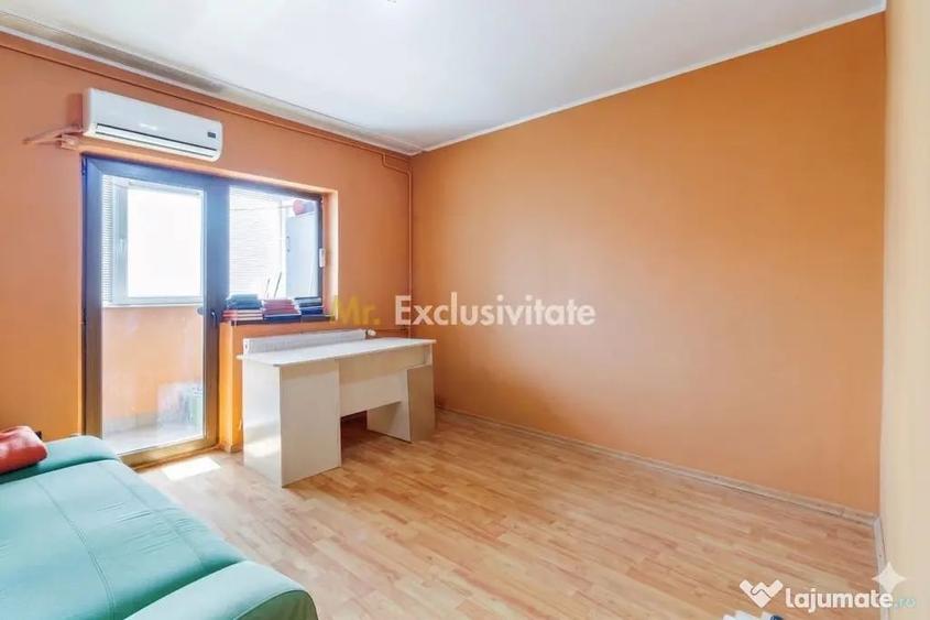 Apartament cu 3 camere decomandat în Sebastian