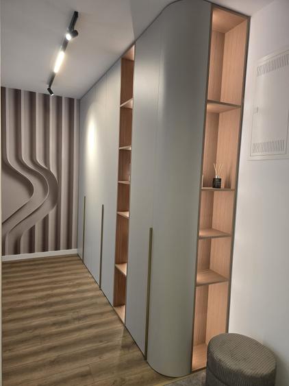 Apartament cu 2 camere decomandat în Metalurgiei
