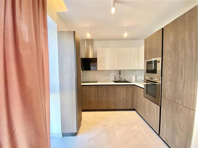 Apartament cu 3 camere decomandat, mobilat în Herăstrău