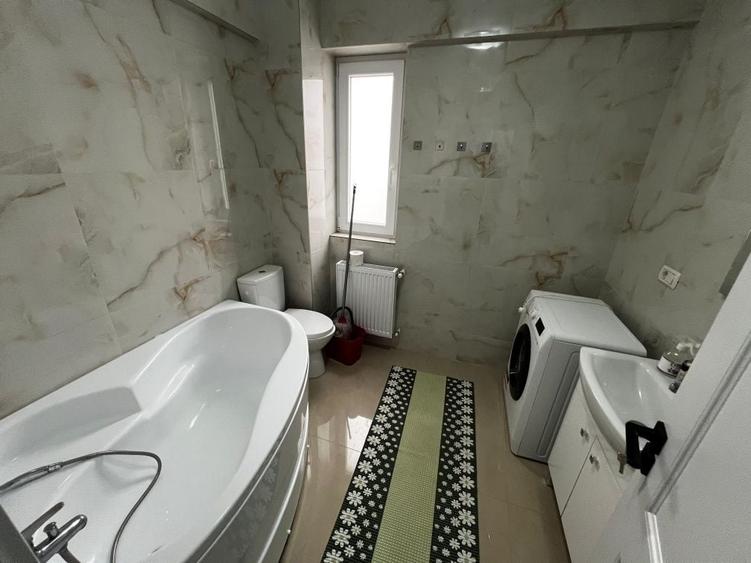 Apartament cu 2 camere decomandat în Alexandru cel Bun