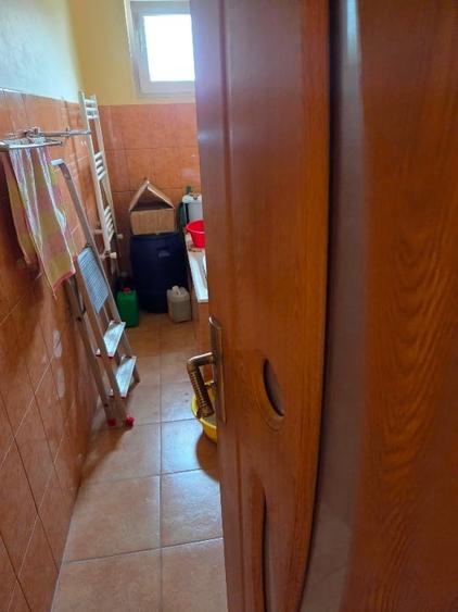 Apartament cu 3 camere nedecomandat în Dacia