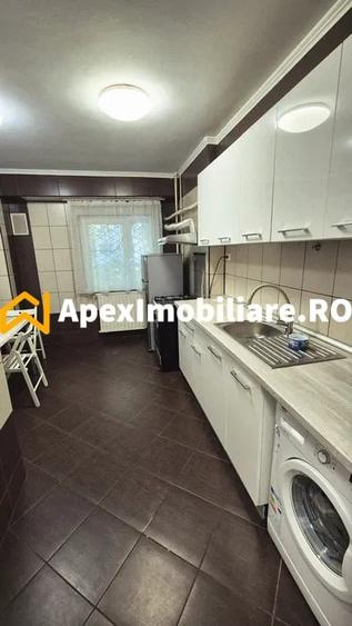 Apartament cu 3 camere decomandat, mobilat în Timpuri Noi